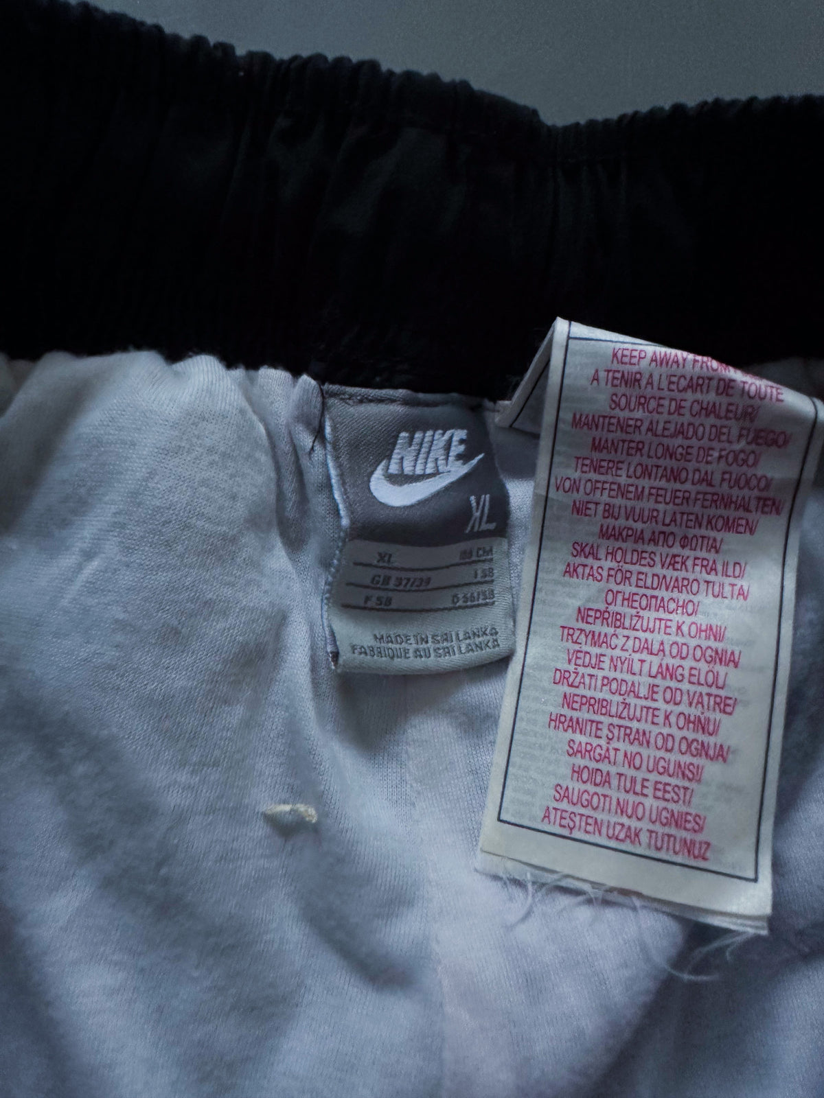Nike Vintage Trackpants | XL