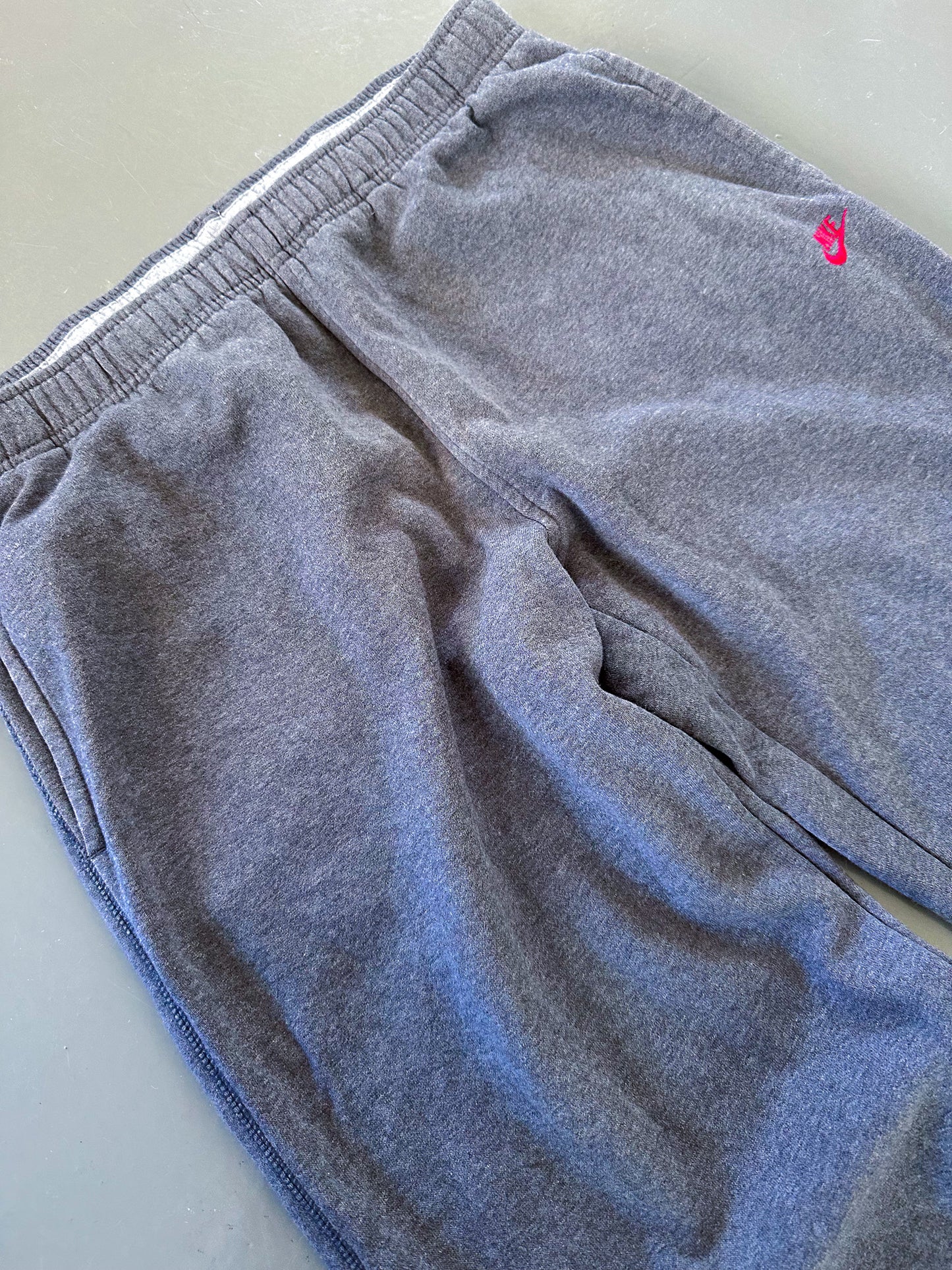 Nike Vintage Trackpants | M