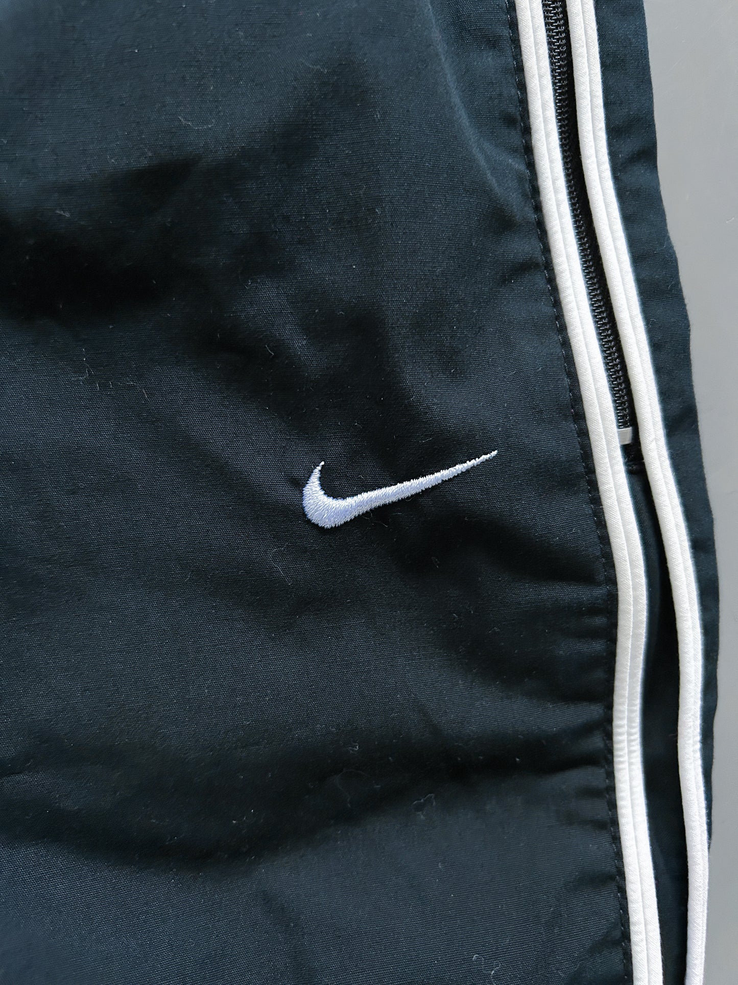 Nike Vintage *PREMIUM* Trackpants | XS
