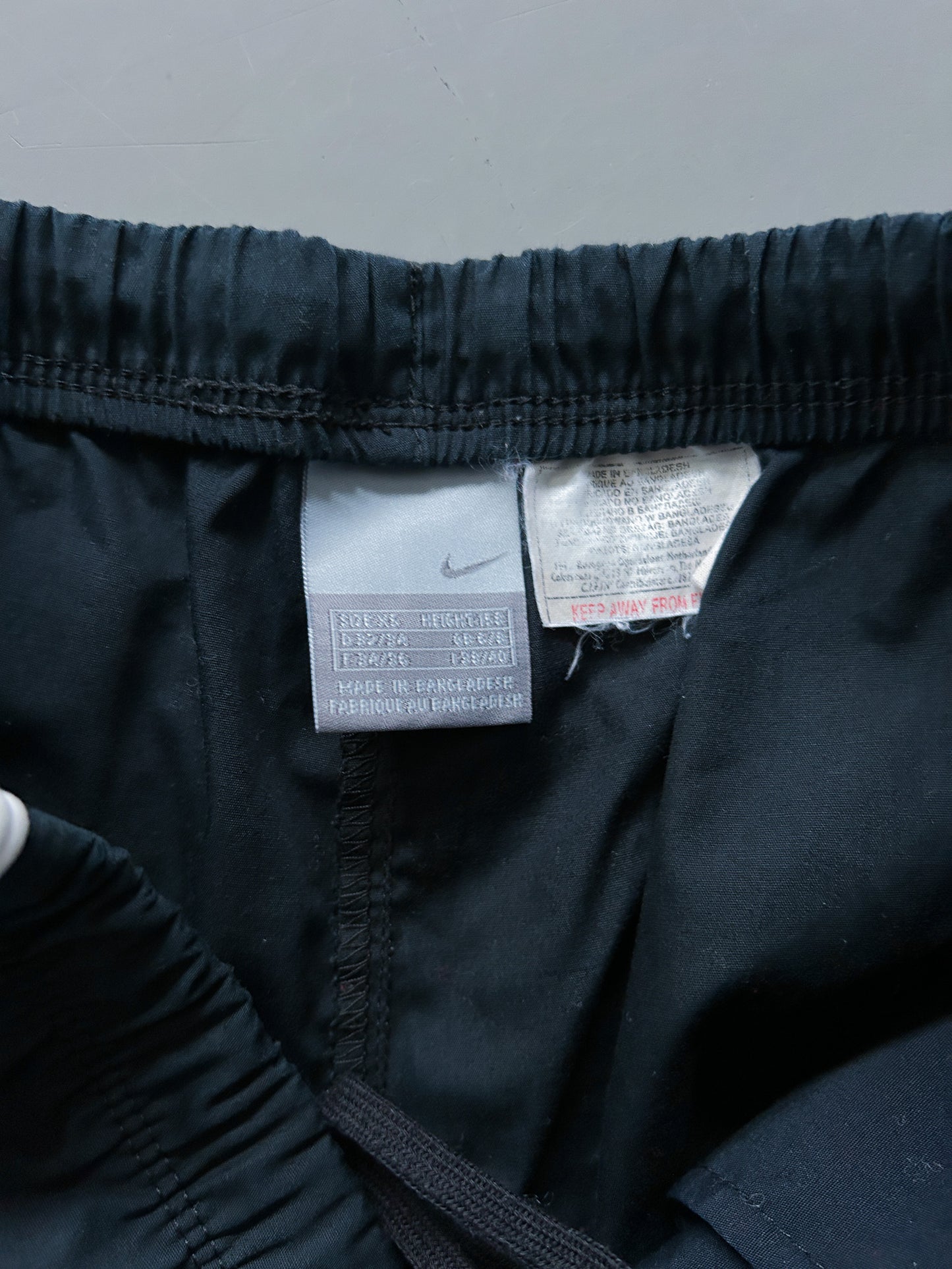 Nike Vintage *PREMIUM* Trackpants | XS