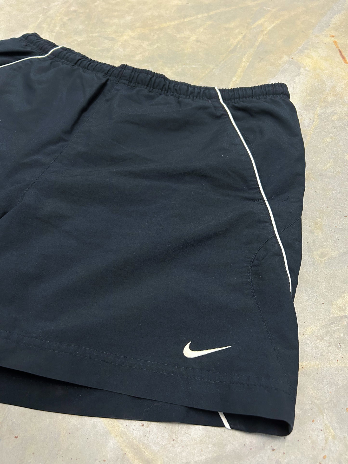 Vintage Nike Shorts | M