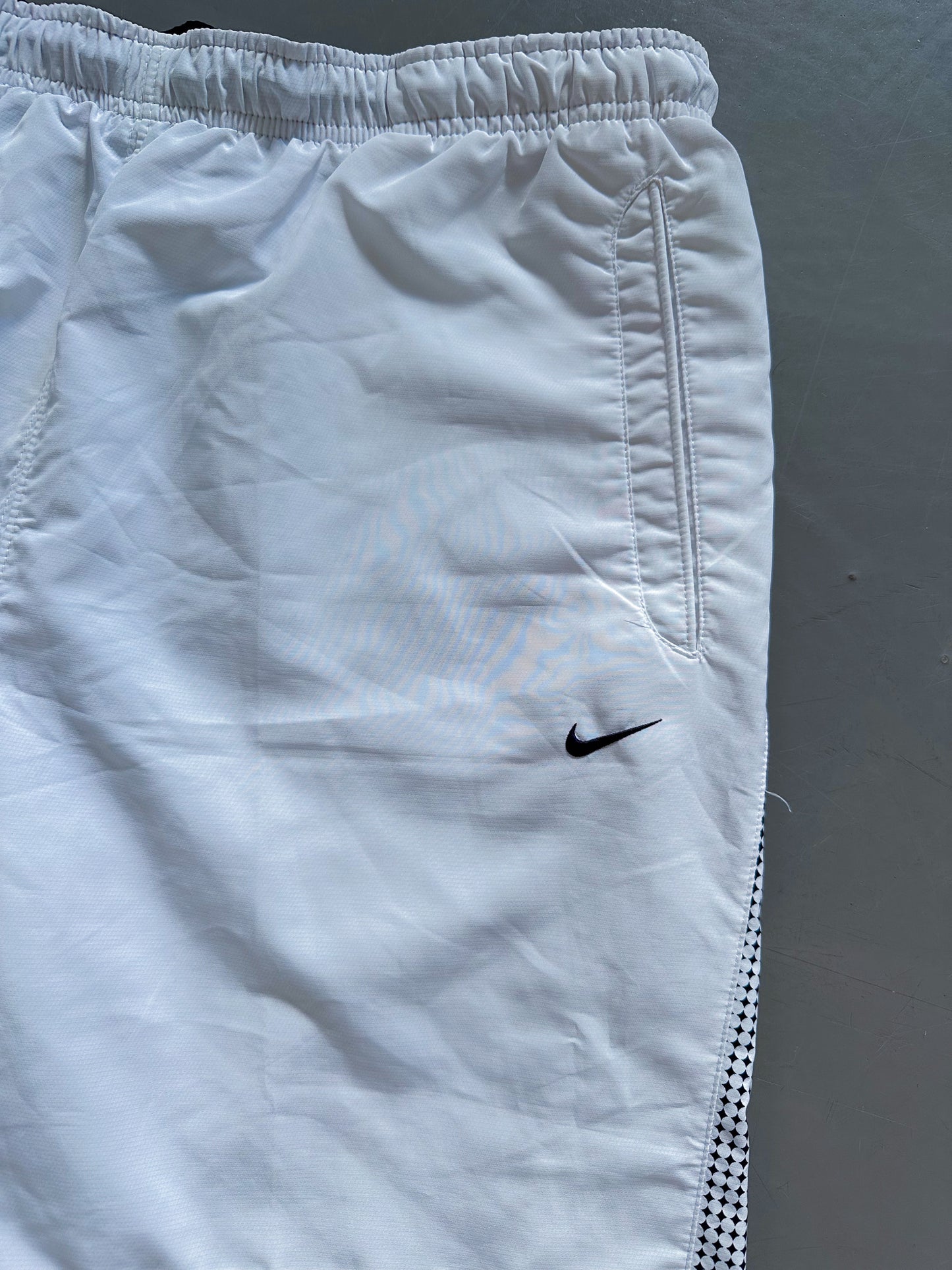 Nike Vintage Trackpants | L