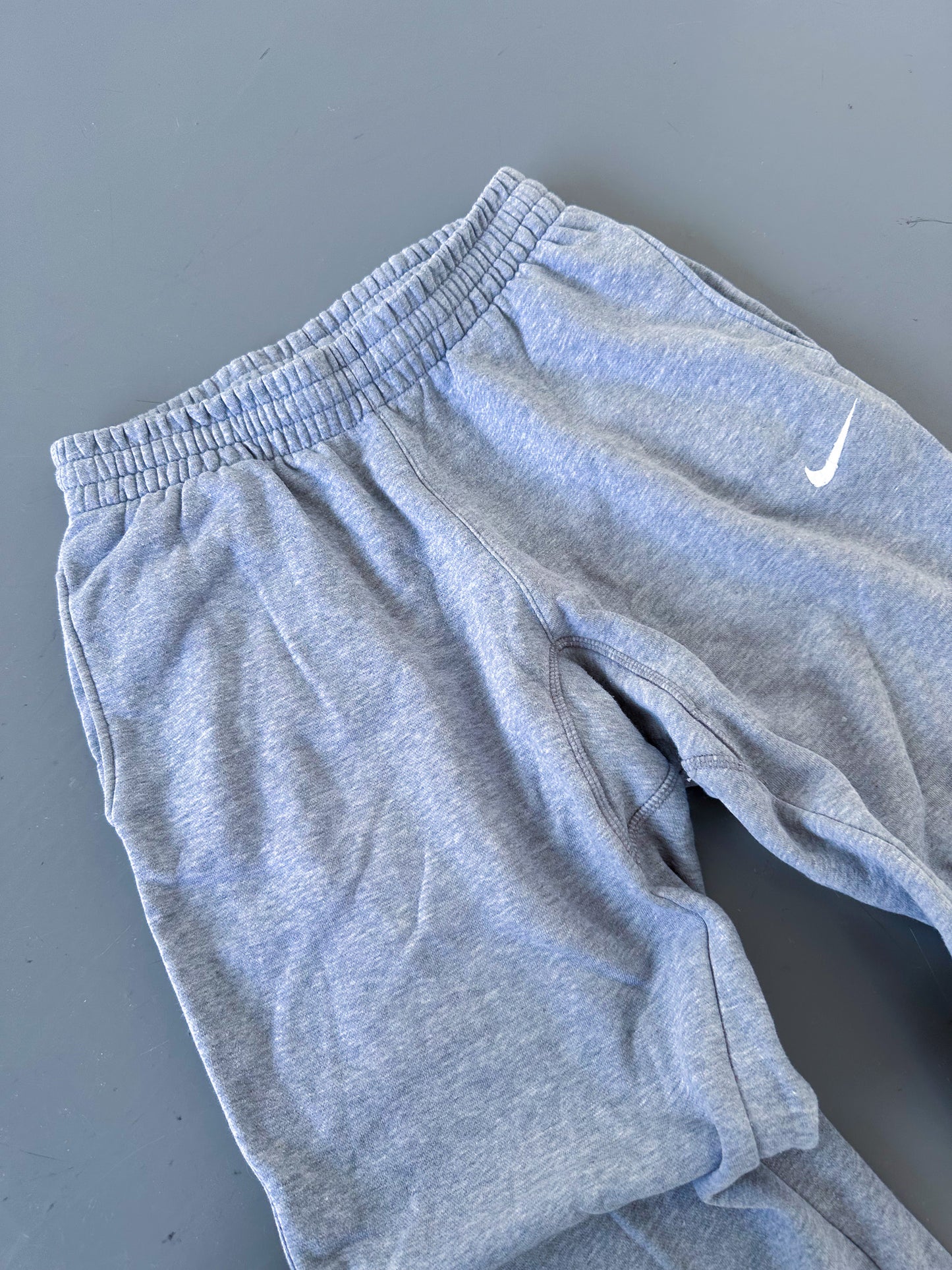 Nike Vintage Sweatpants | XS