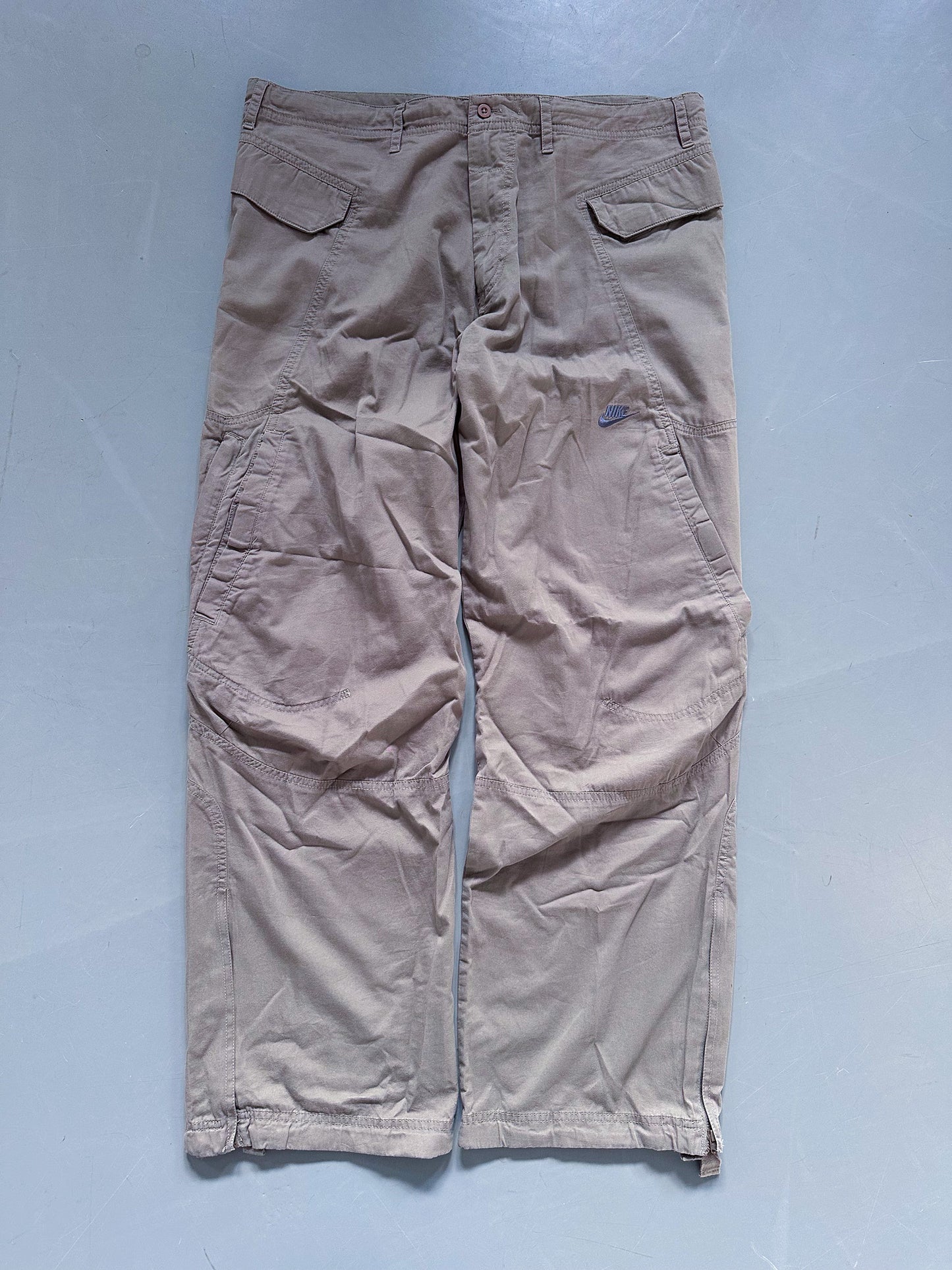 Nike Vintage Cargo Trackpants | XL