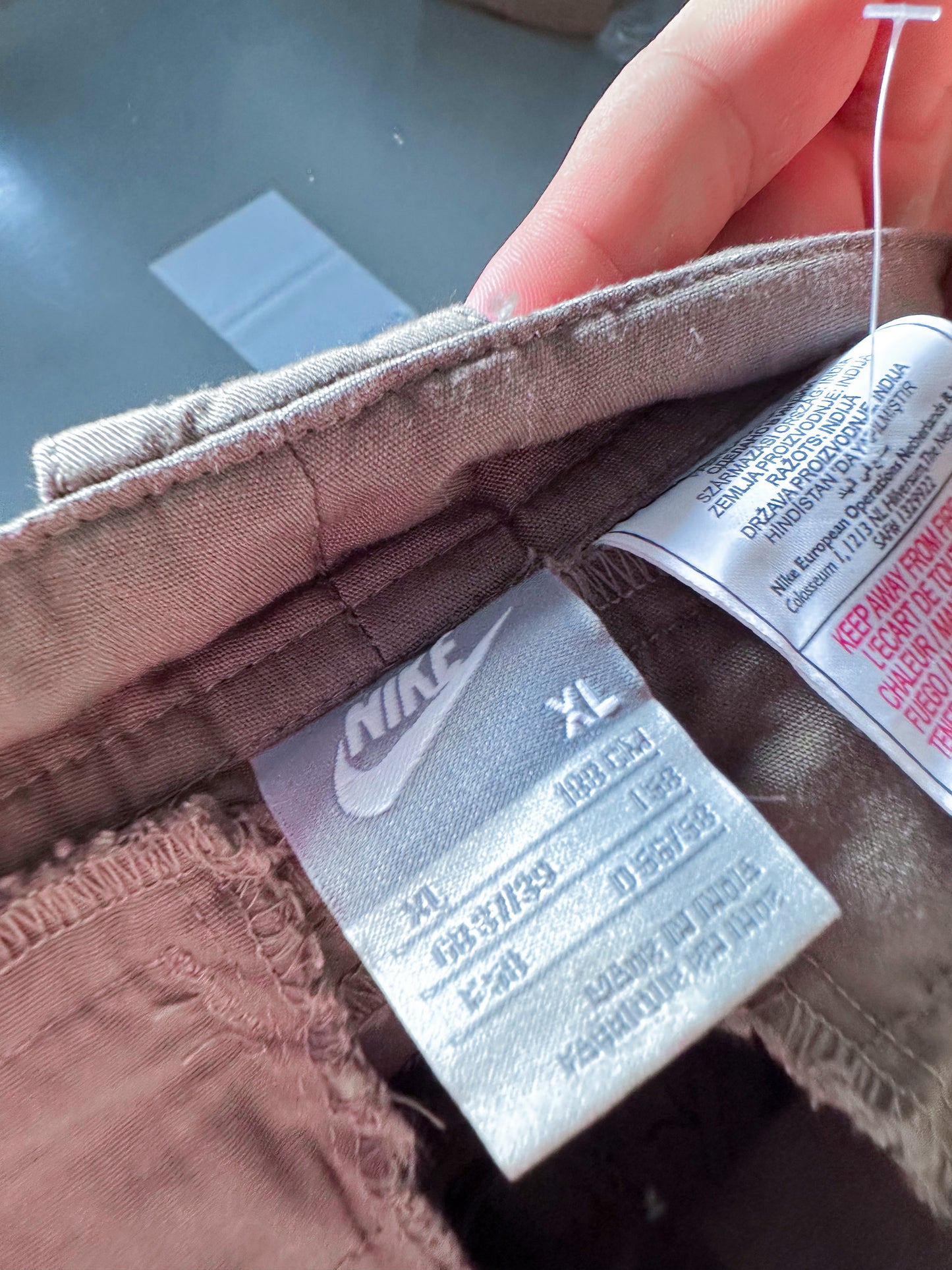 Nike Vintage Cargo Trackpants | XL