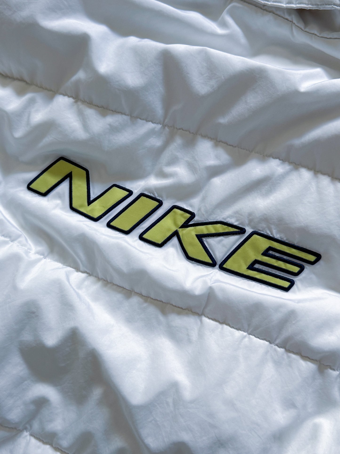 Nike Vintage Puffer / Winter Jacket | L