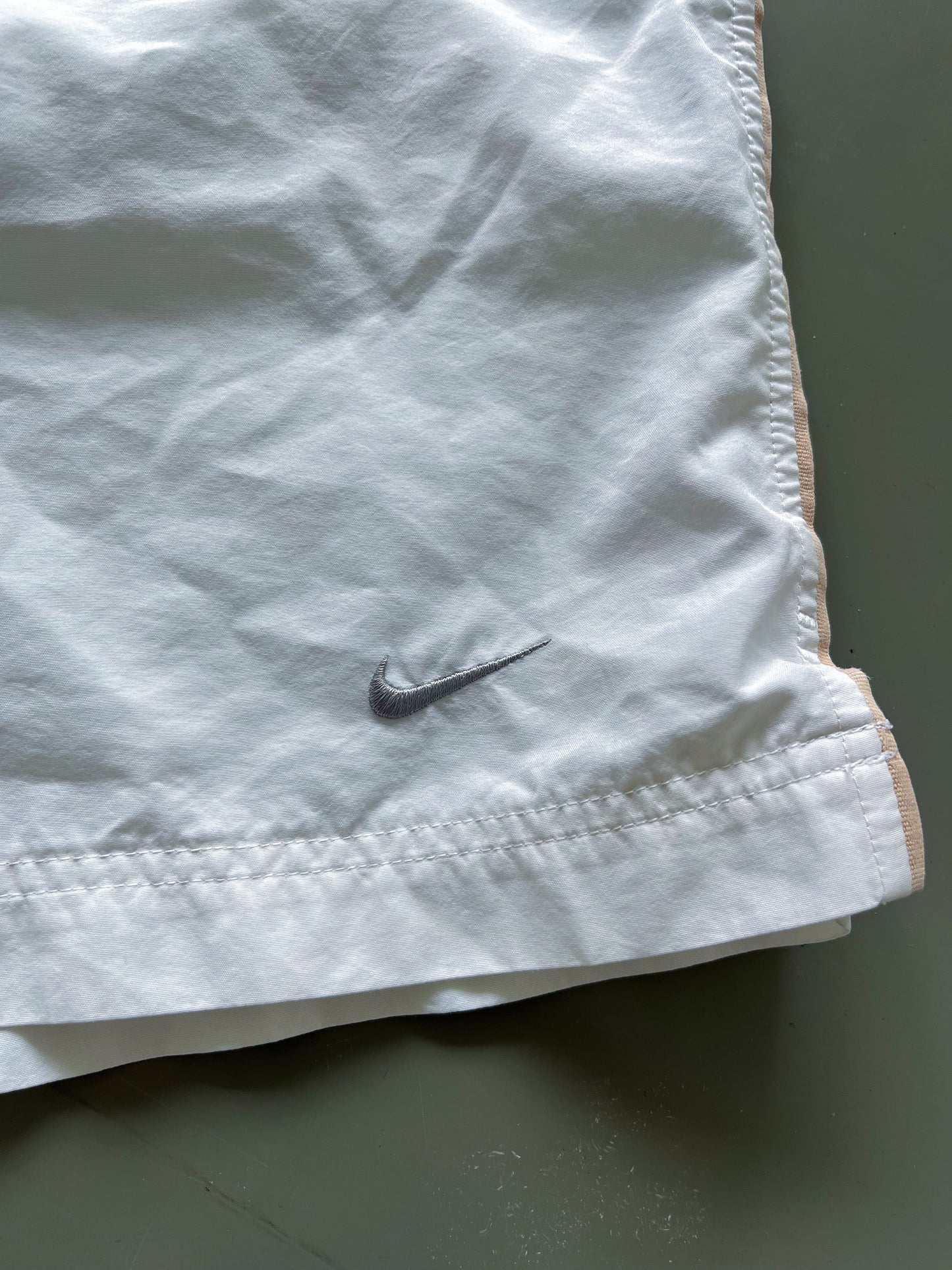 Nike Vintage Shorts | XL