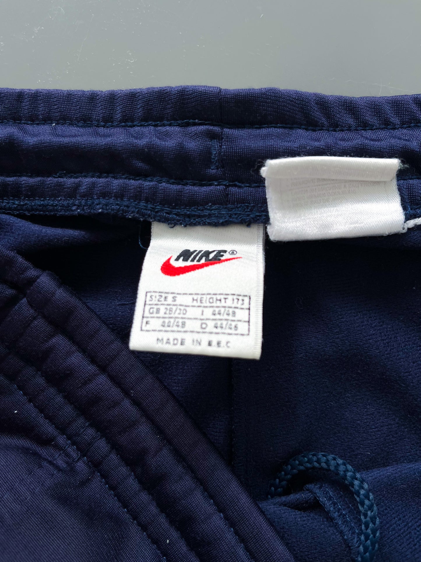 Nike Vintage Shorts | S