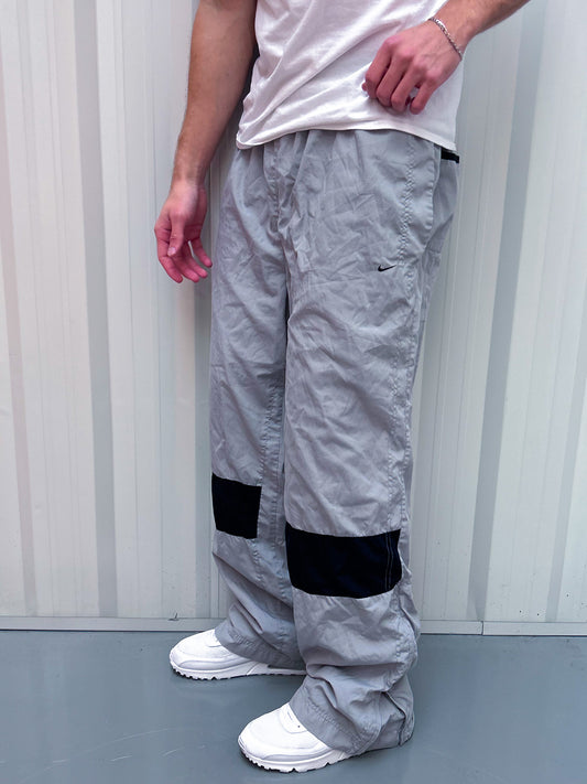 Nike Vintage Trackpants | XL