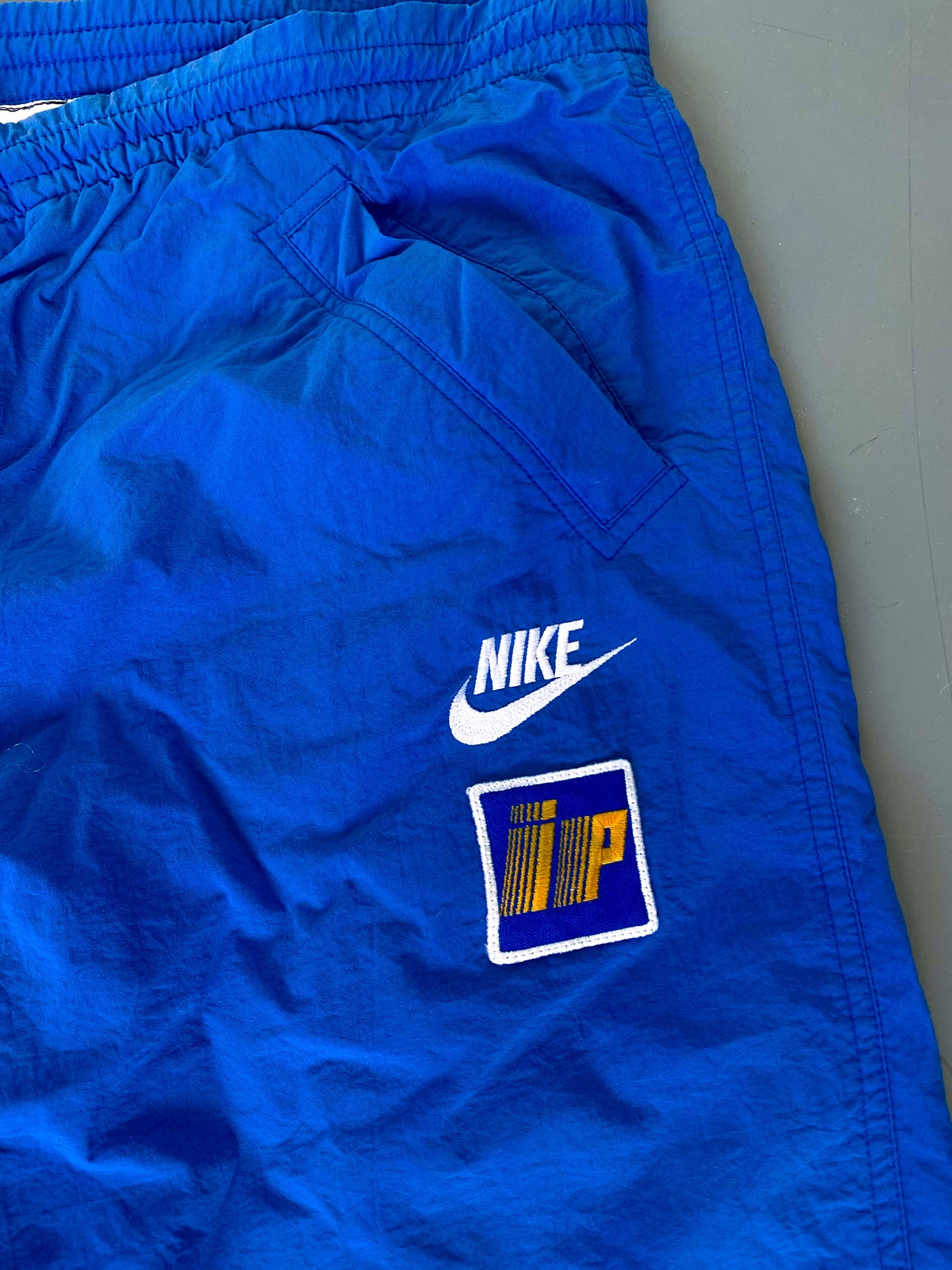 Nike Vintage Trackpants | L