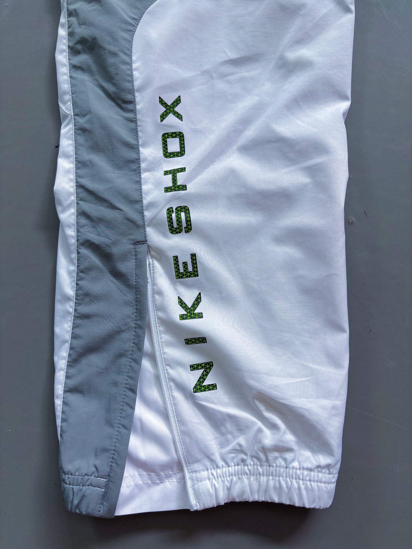 Nike Vintage *SHOX* Trackpants | XS