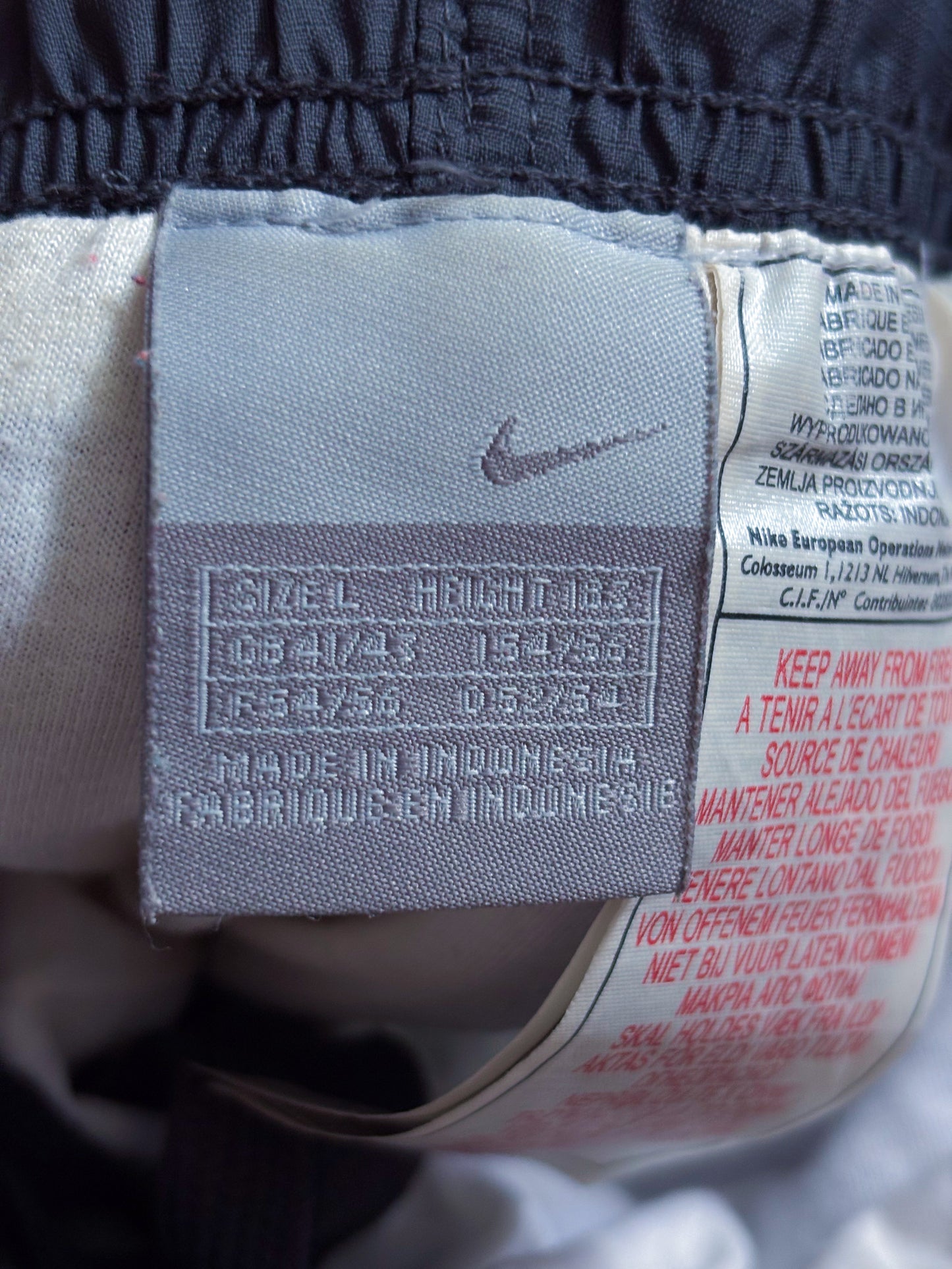 Nike Vintage Trackpants | L