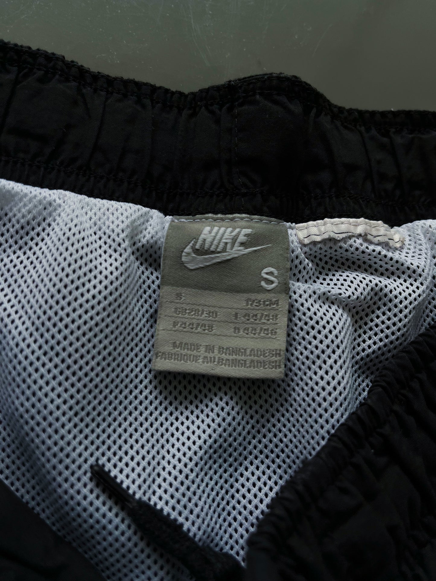 Nike Vintage Shorts | S