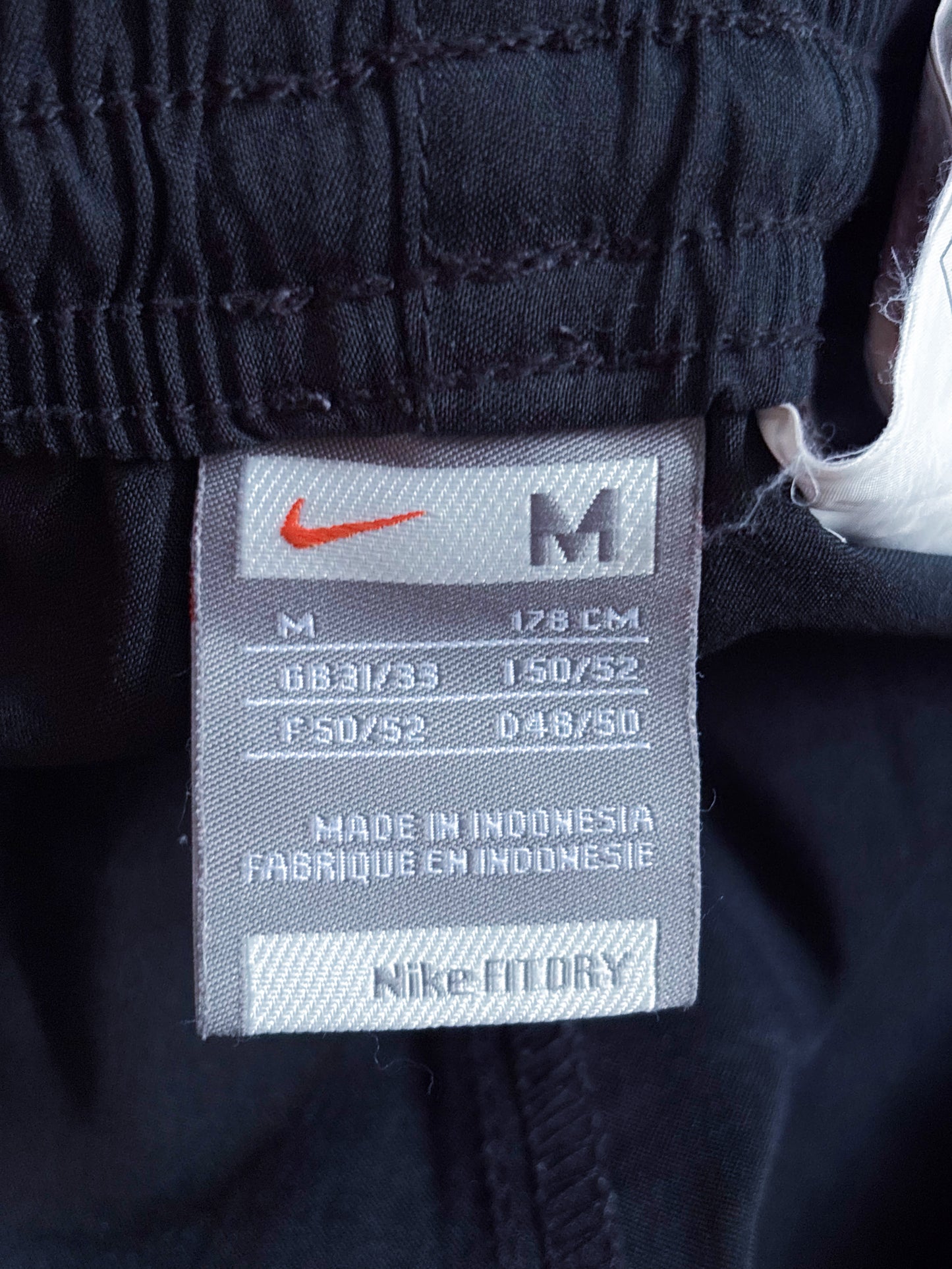 Nike Vintage *Classic* Trackpants | M