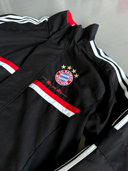 FC Bayern Tracksuit M