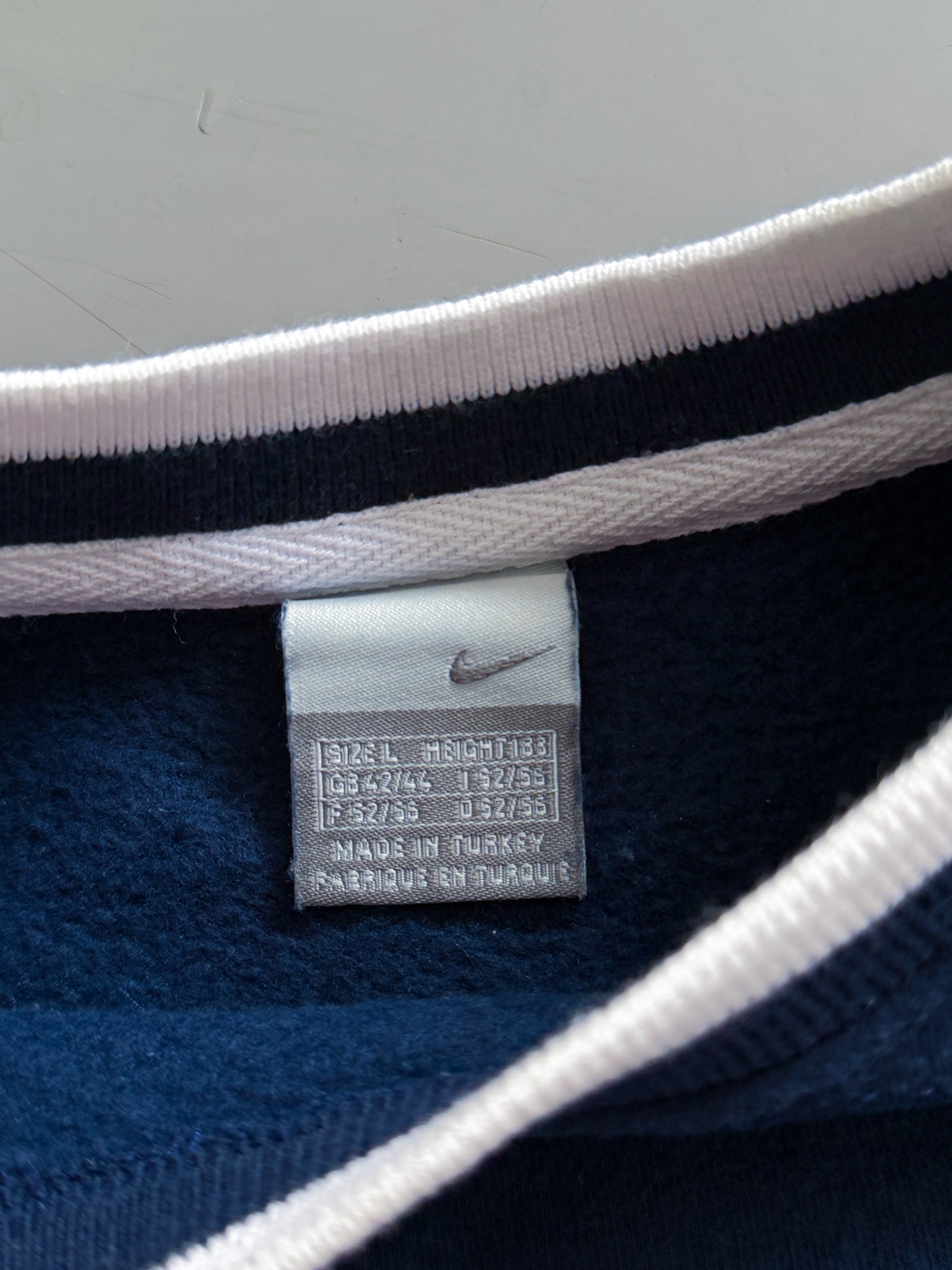 Nike Vintage Pullover | L
