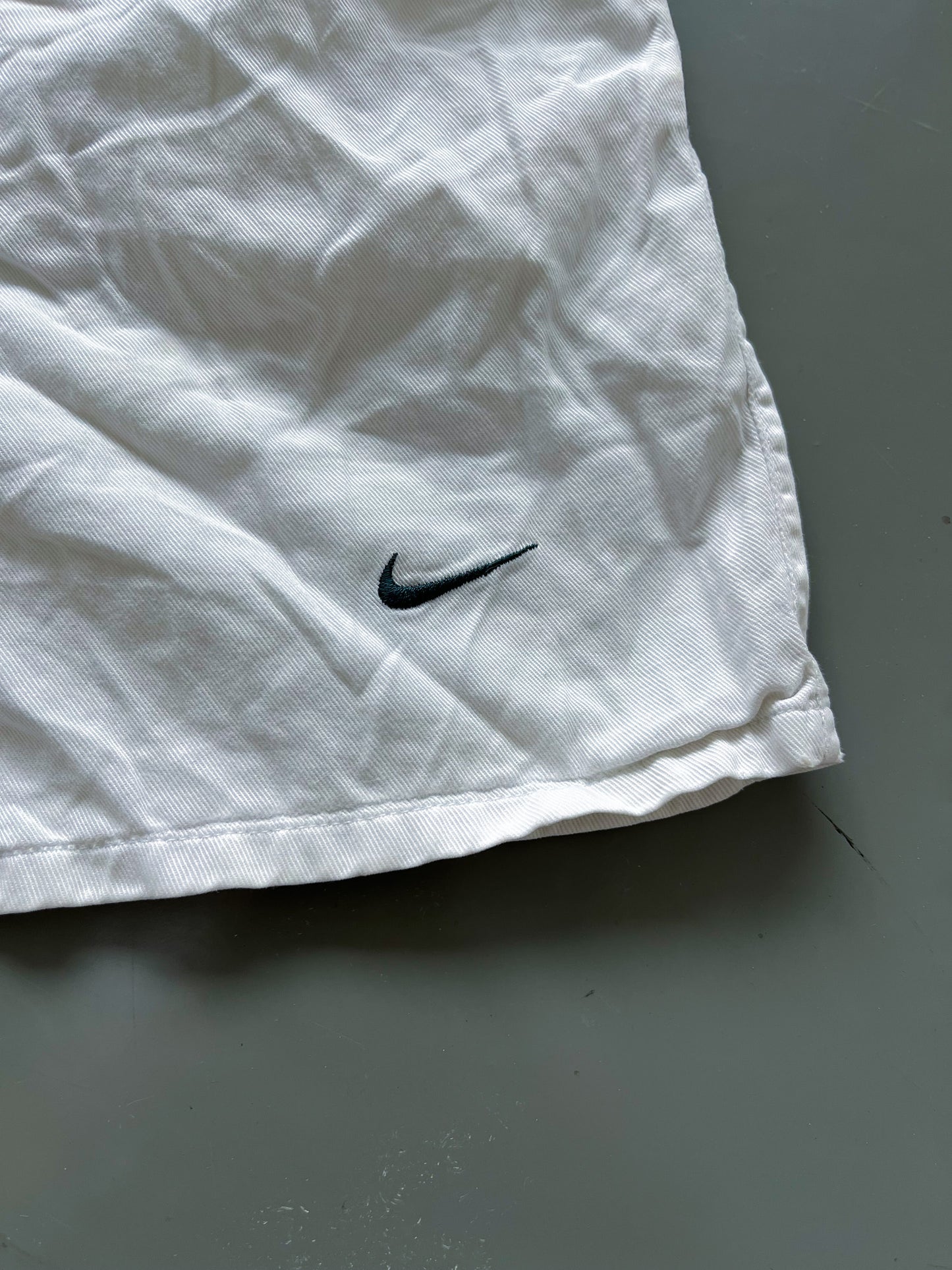 Nike Vintage Shorts | M