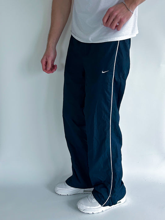 Nike Vintage Trackpants | L