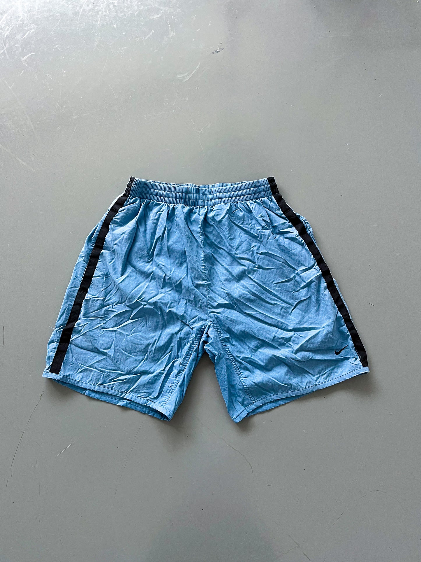 Nike Vintage Shorts | M