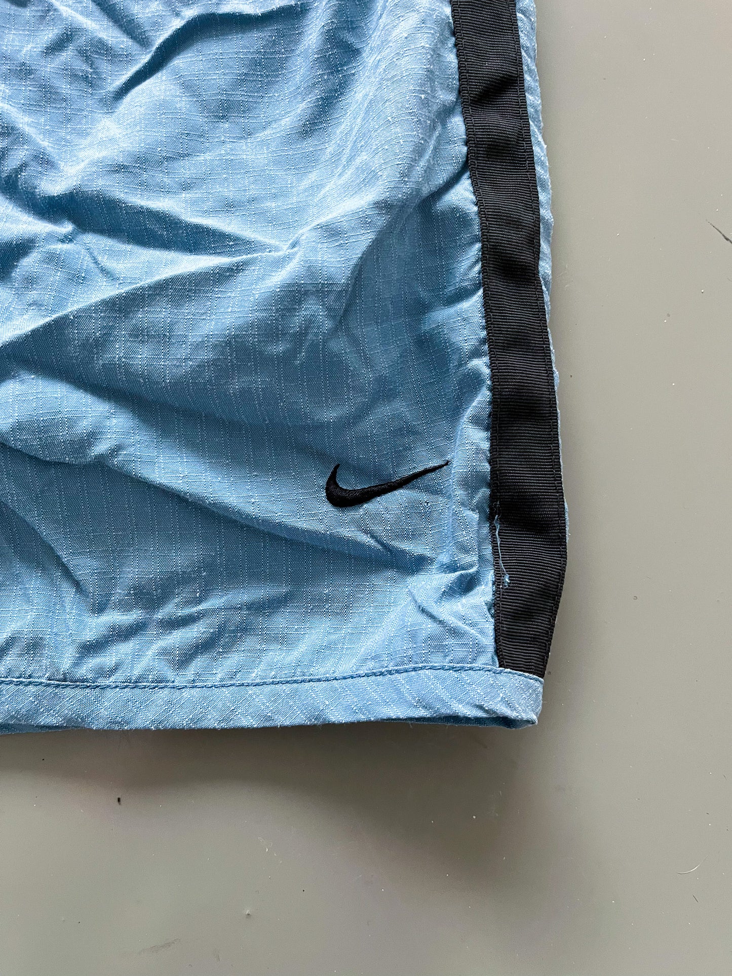 Nike Vintage Shorts | M