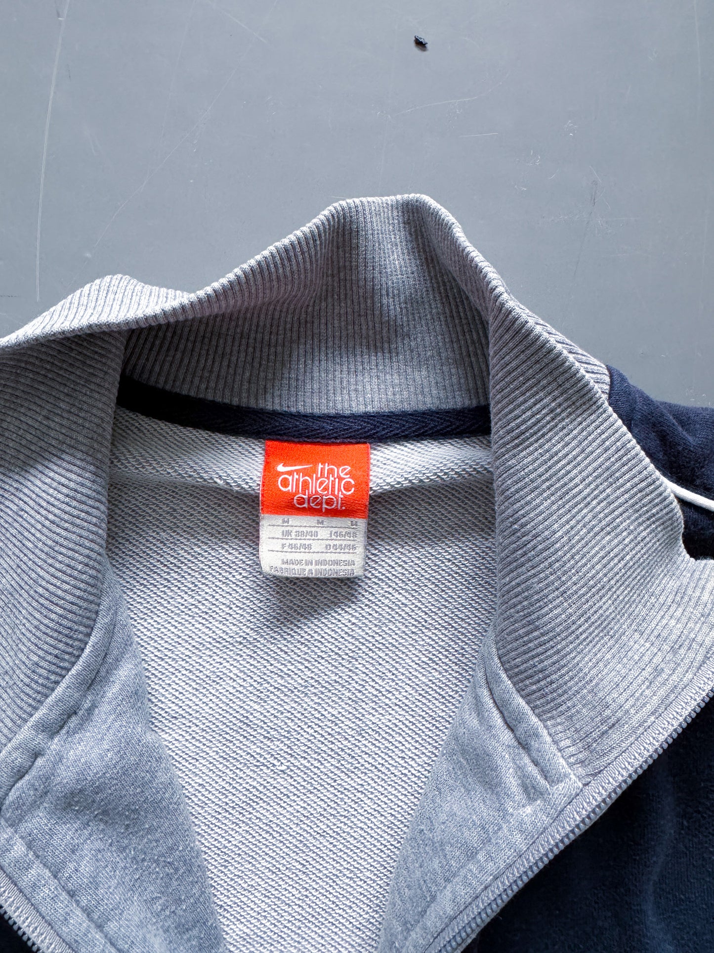Nike Vintage Sweatjacket | M