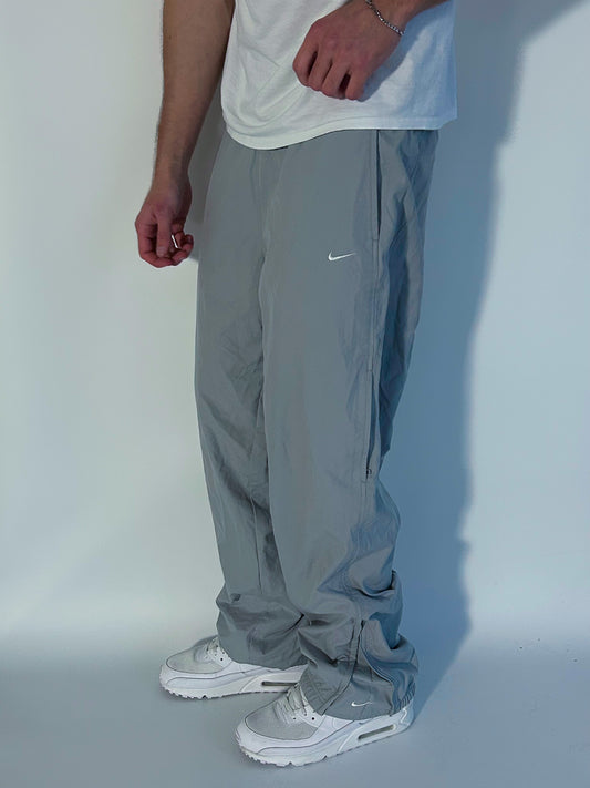 Nike Vintage *PREMIUM* Trackpants | M