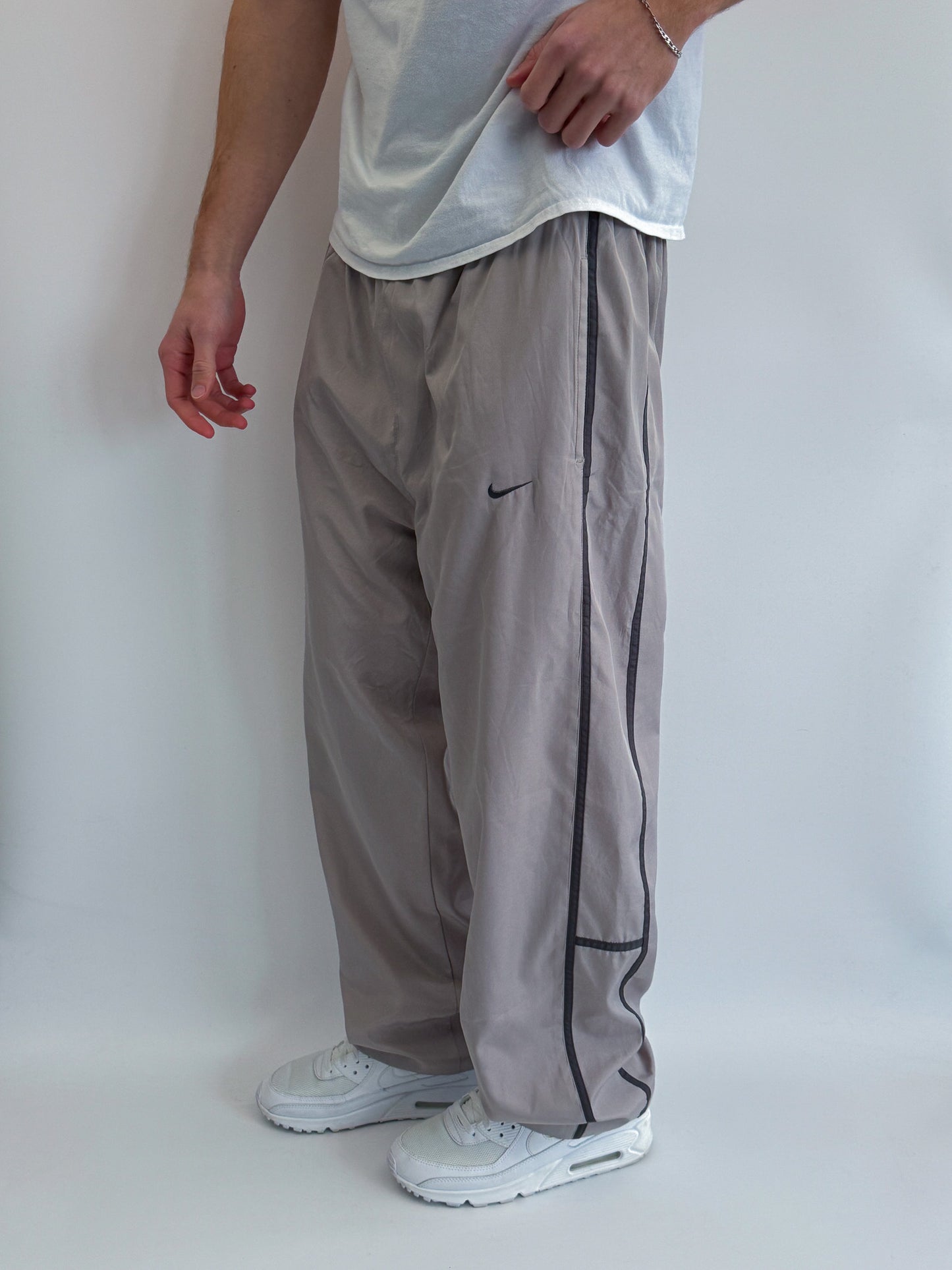 Nike Vintage Trackpants | L