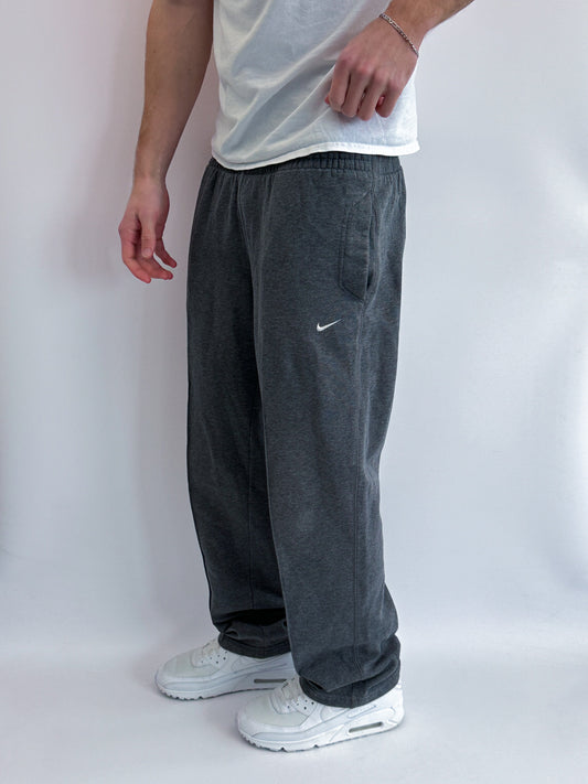 Nike Vintage Sweatpants | S