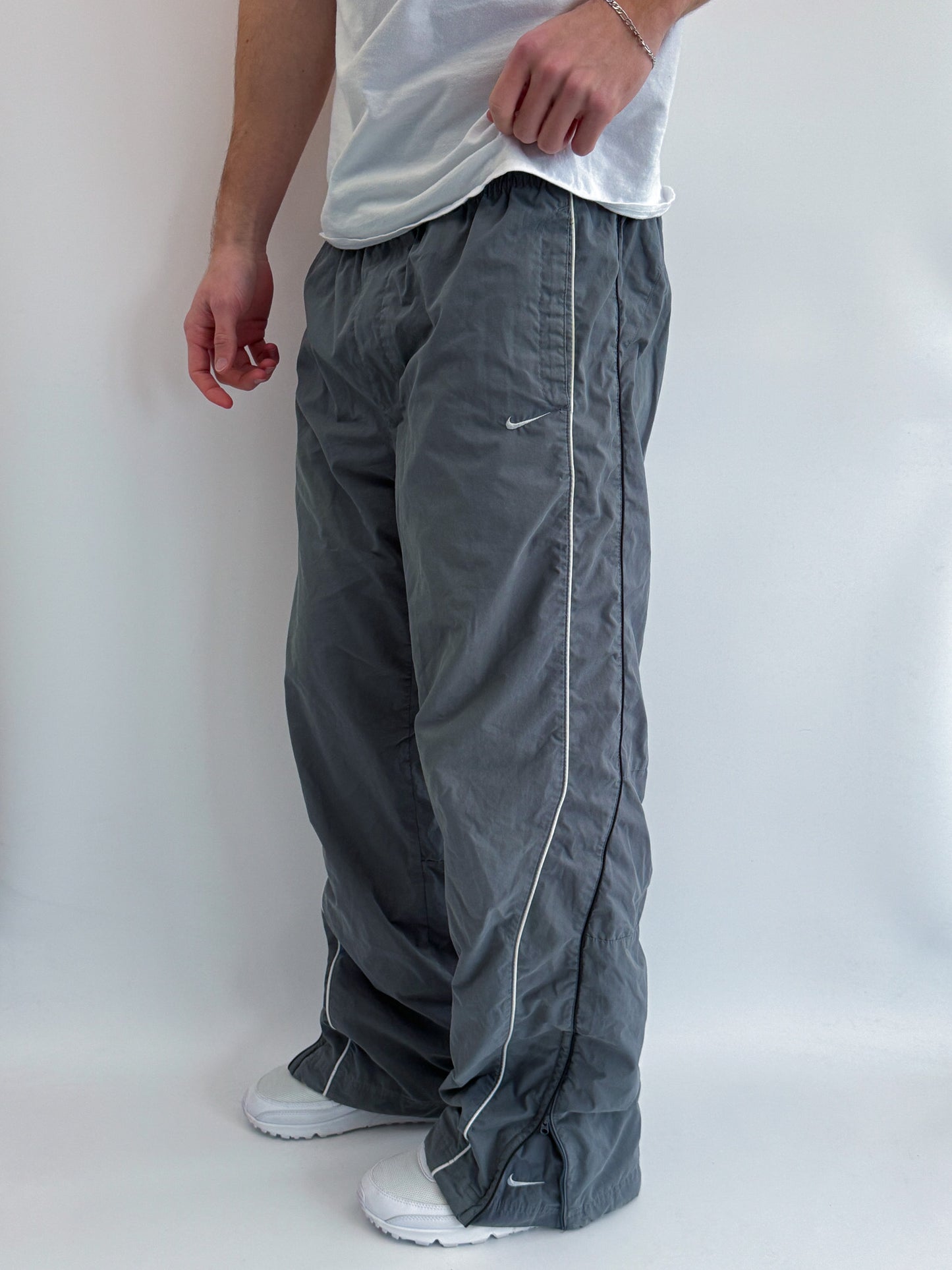 Nike Vintage *PREMIUM* Trackpants | L