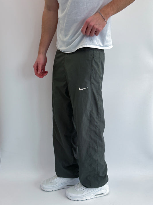 Nike Vintage Trackpants | M