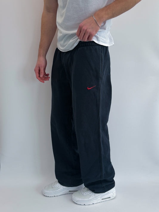 Nike Vintage Open Leg Sweatpants | M