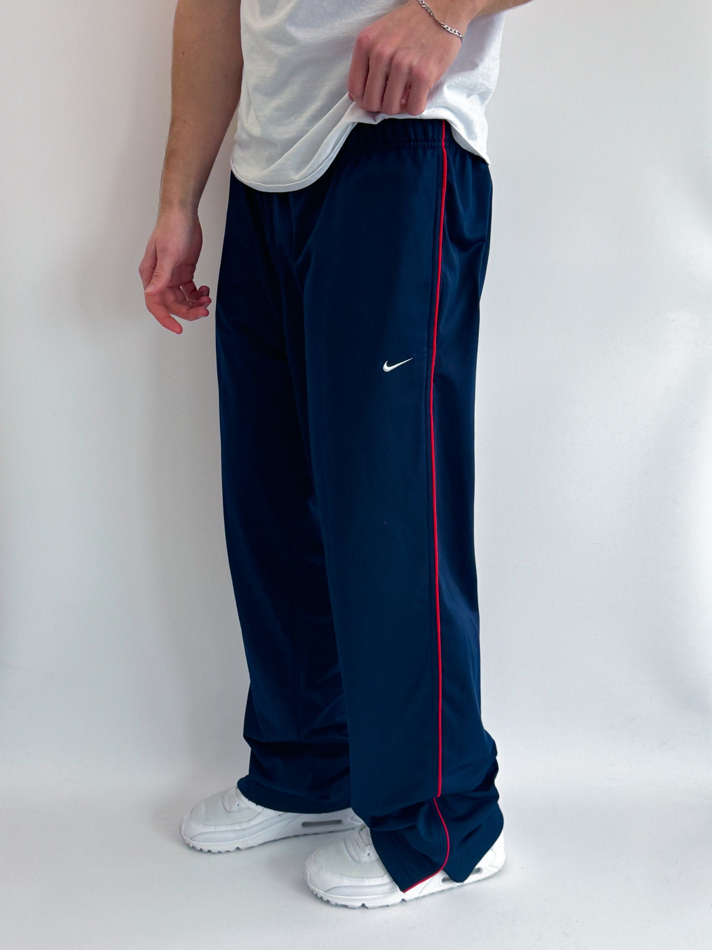 Nike Vintage Trackpants | L