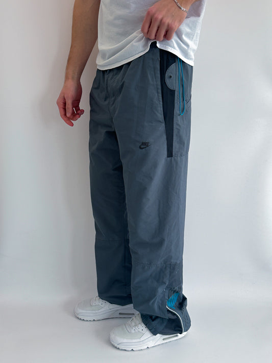 Nike Vintage Trackpants | M