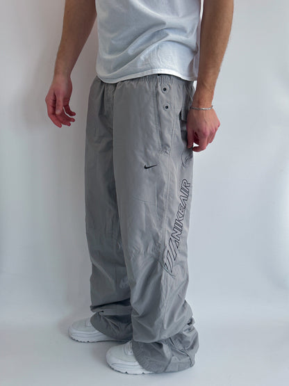 Nike Air Vintage Trackpants | L