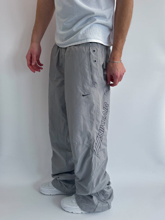 Nike Air Vintage Trackpants | L