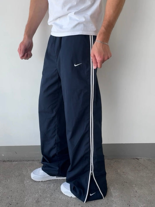 Nike Vintage Trackpants | XS