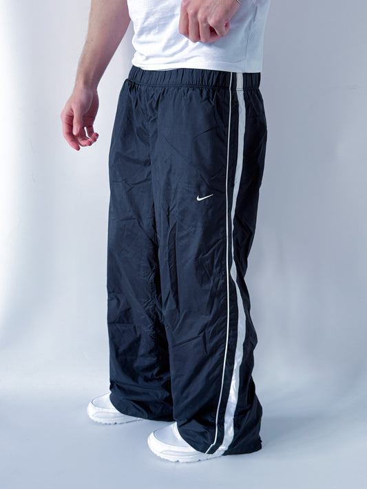 Nike Vintage Trackpants | L
