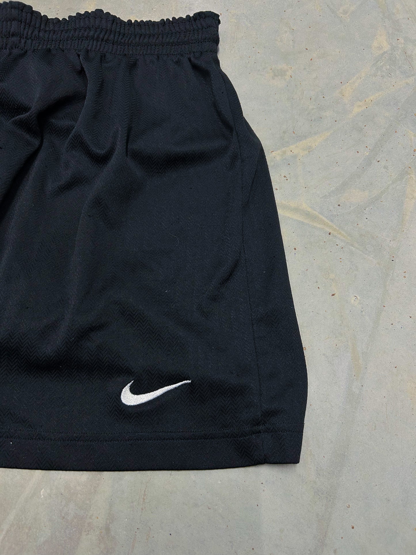 Vintage Nike Shorts | L