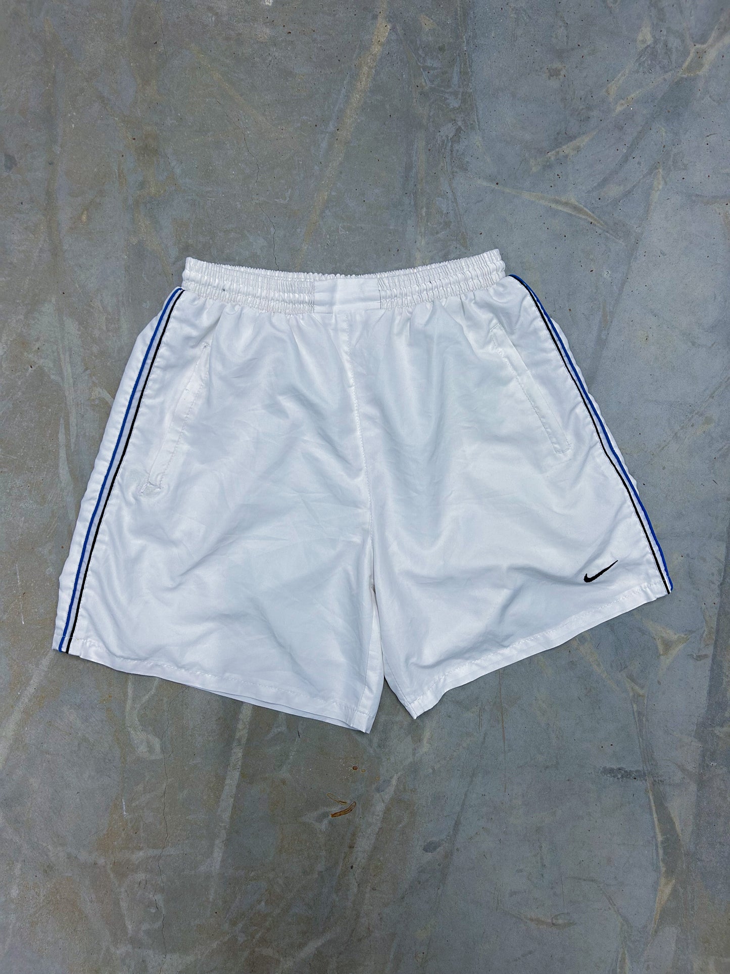 Vintage Nike Shorts | L