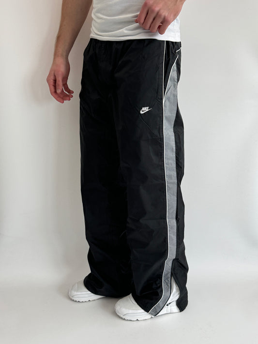 Nike Vintage *PREMIUM* Trackpants | L