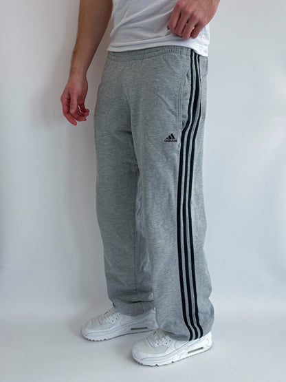 Adidas Vintage *Classic* Sweatpants | M