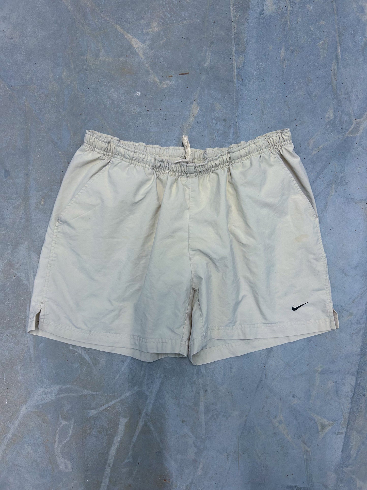 Nike Vintage Shorts | L