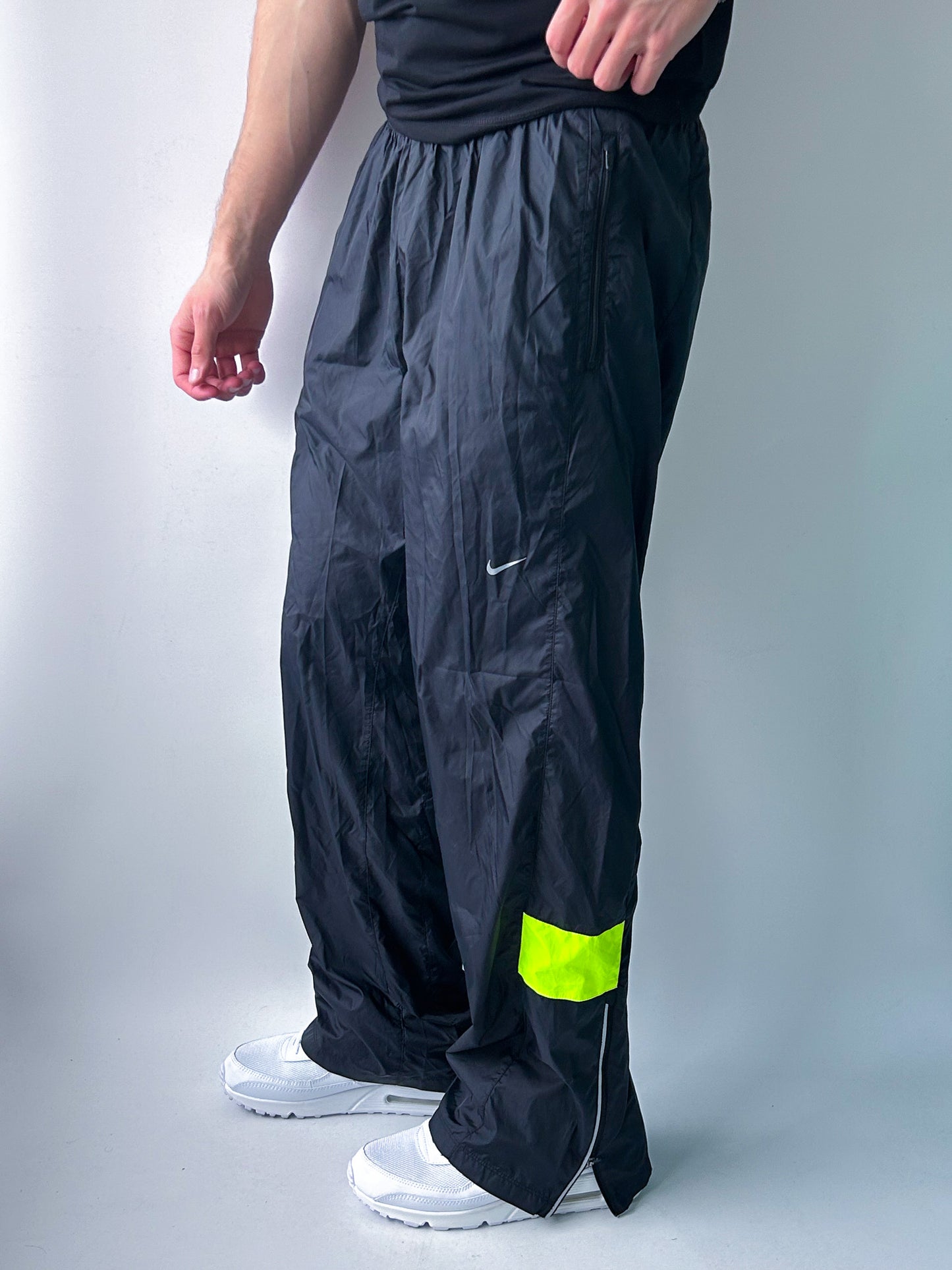 Nike Vintage Trackpants | L