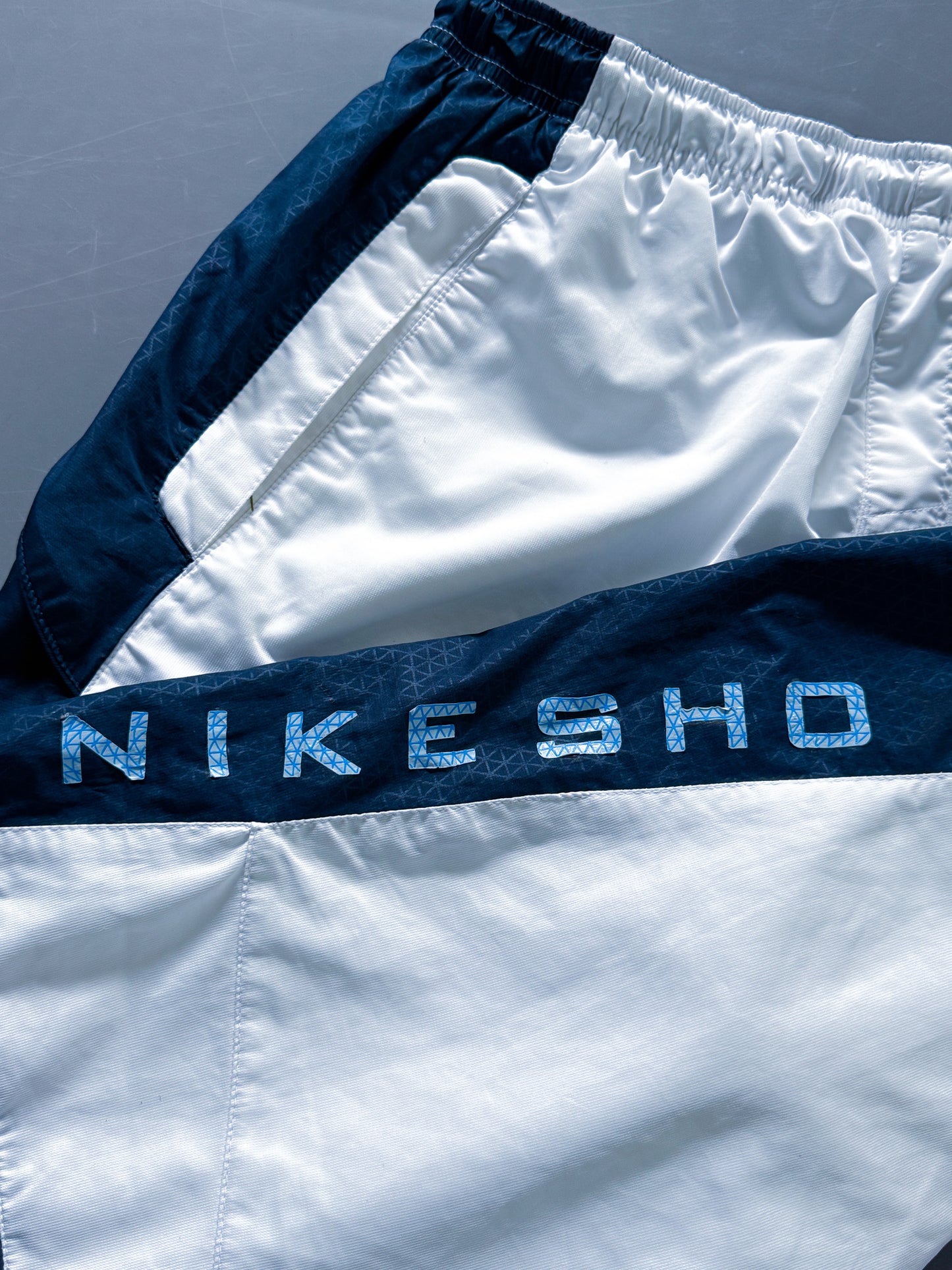 Nike Vintage *SHOX* Trackpants | L