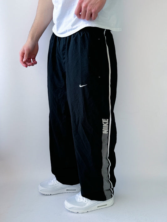 Nike Vintage Trackpants | XS