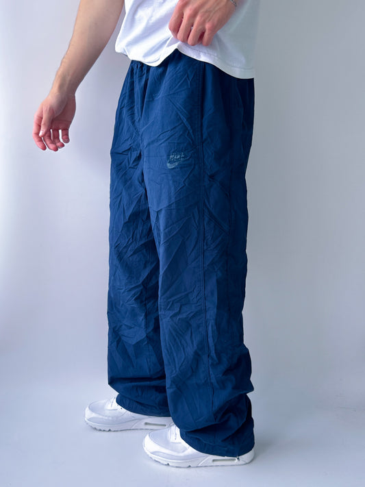 Nike Vintage Trackpants | L