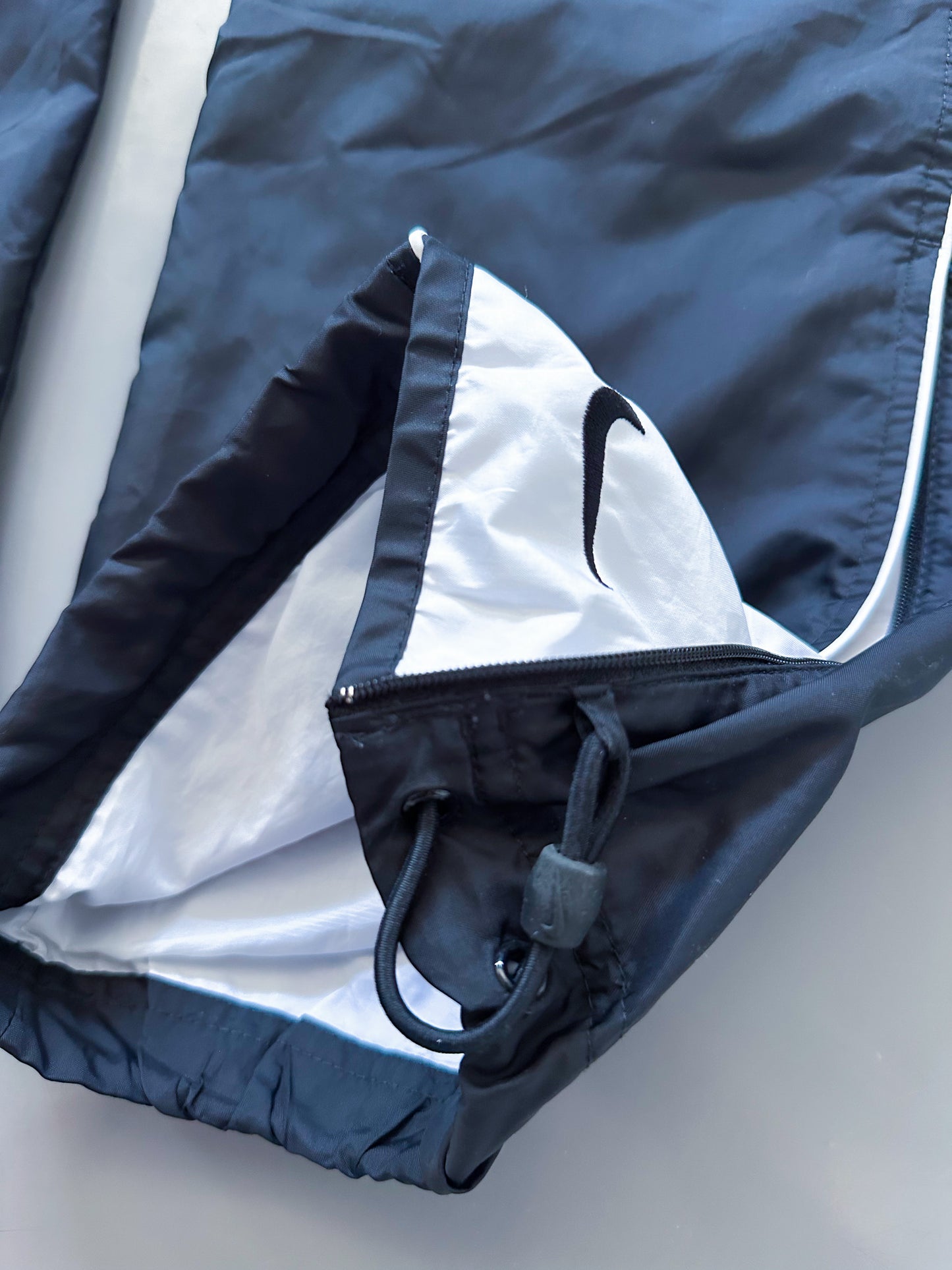 Nike Vintage *PREMIUM* Trackpants | M
