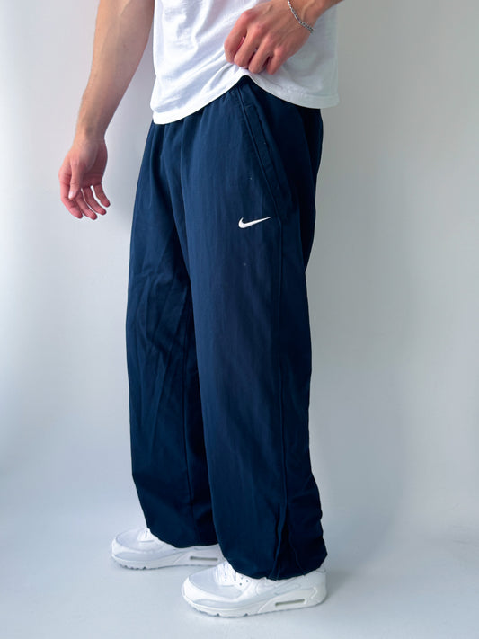 Nike Vintage Trackpants | L