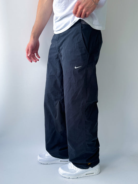 Nike Vintage *Cortez* Trackpants | L