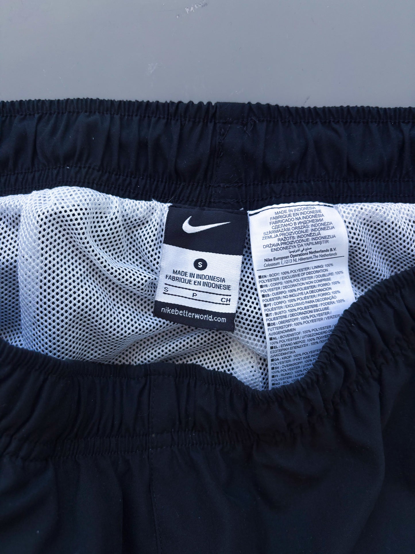 Nike Vintage Trackpants | XS